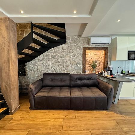 Luxury Apt Petra In 400 Year Old Stone House 4+2 Сплит Экстерьер фото