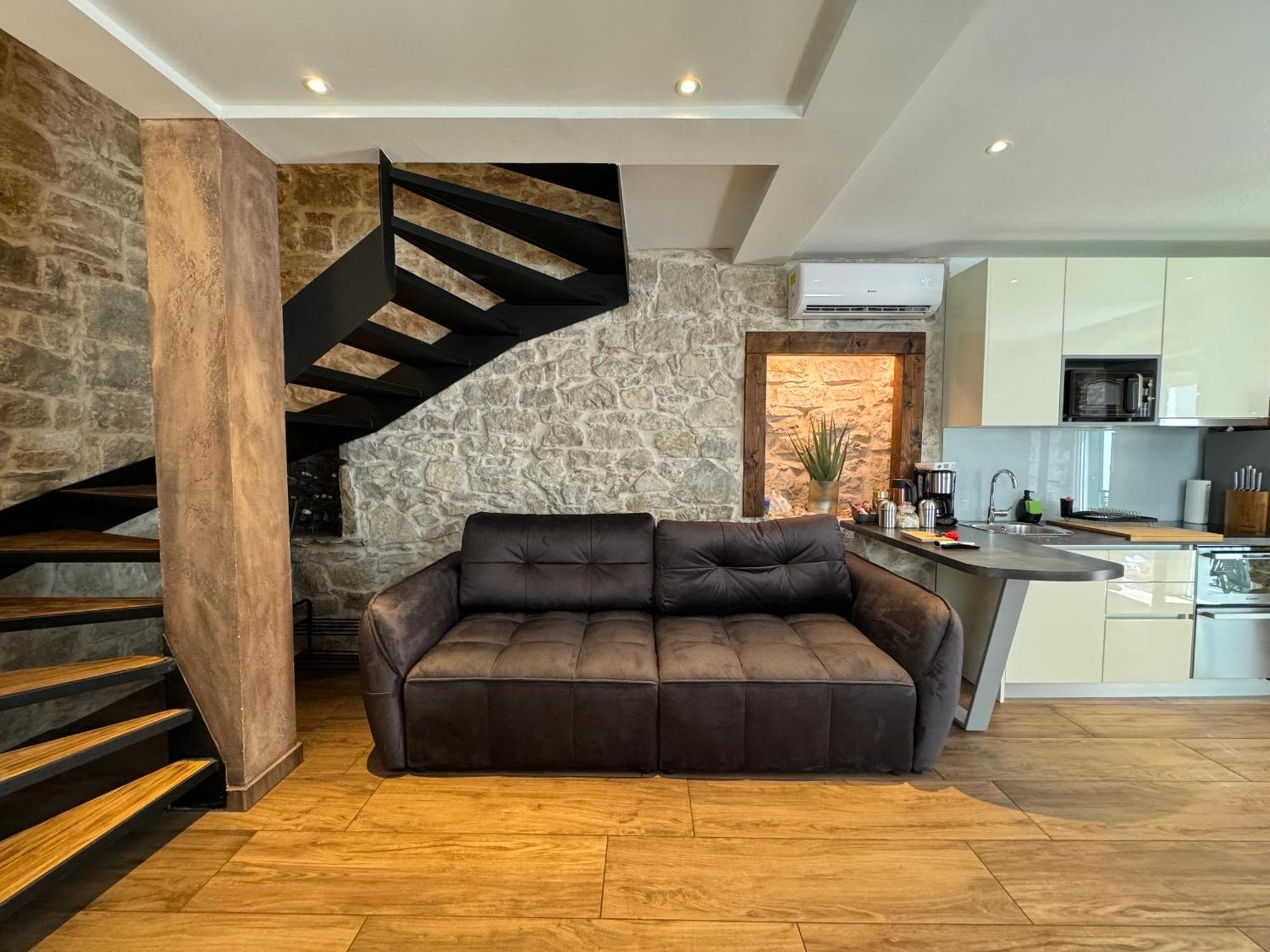 Luxury Apt Petra In 400 Year Old Stone House 4+2 Сплит Экстерьер фото