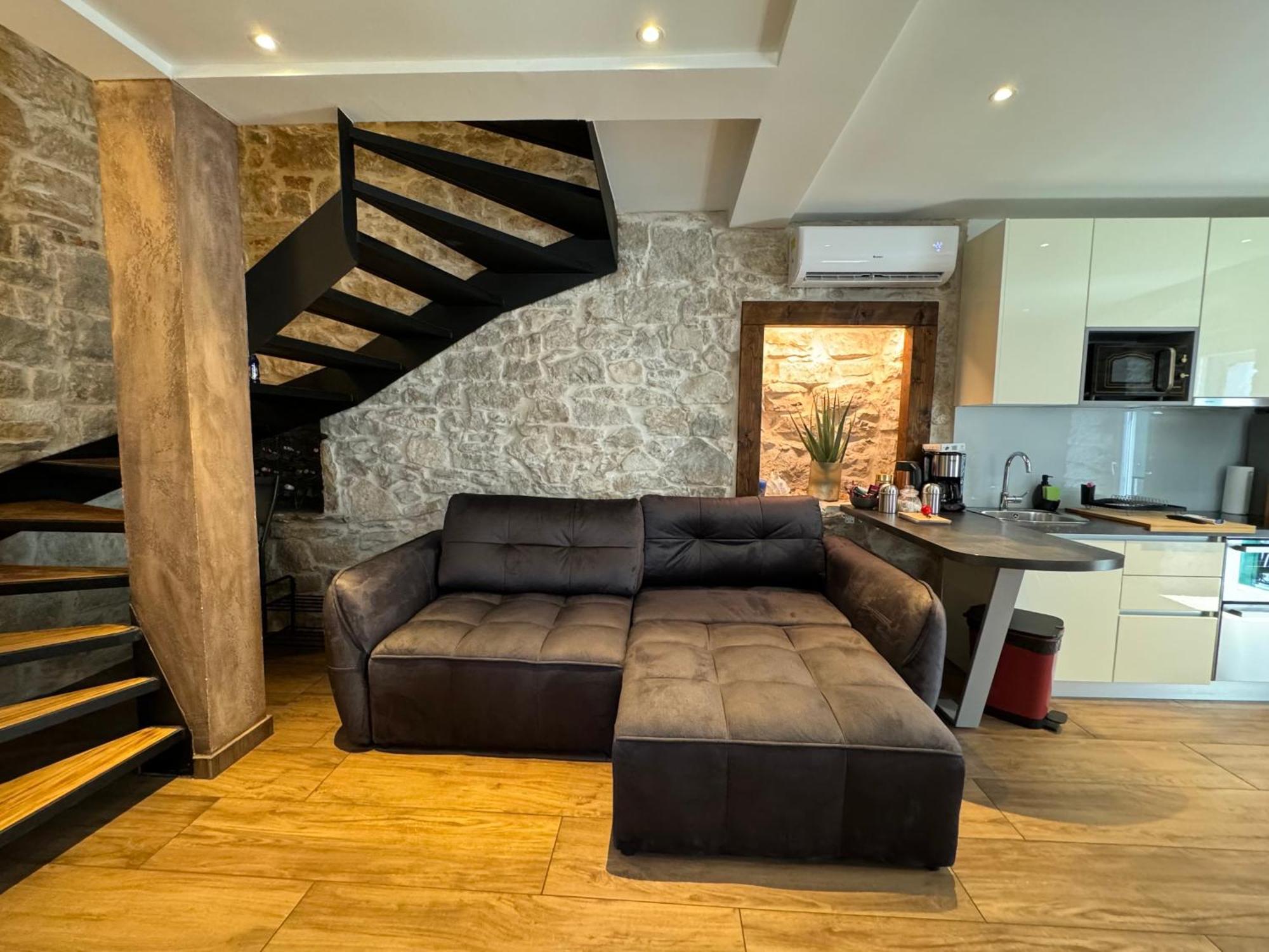 Luxury Apt Petra In 400 Year Old Stone House 4+2 Сплит Экстерьер фото