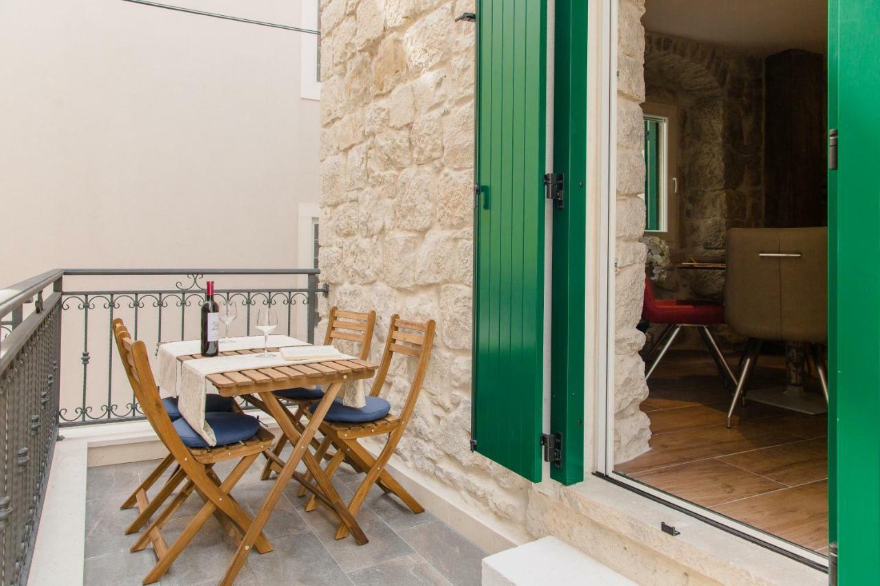 Luxury Apt Petra In 400 Year Old Stone House 4+2 Сплит Экстерьер фото