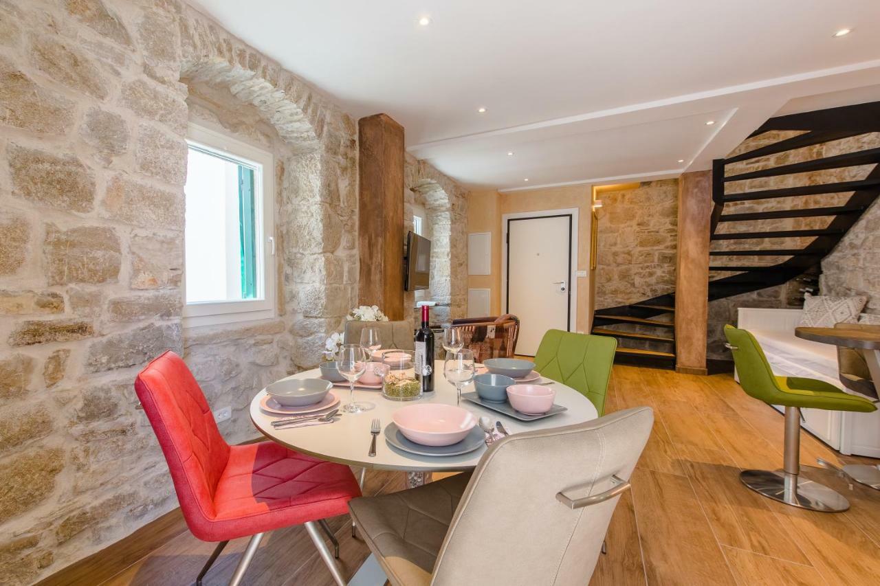Luxury Apt Petra In 400 Year Old Stone House 4+2 Сплит Экстерьер фото