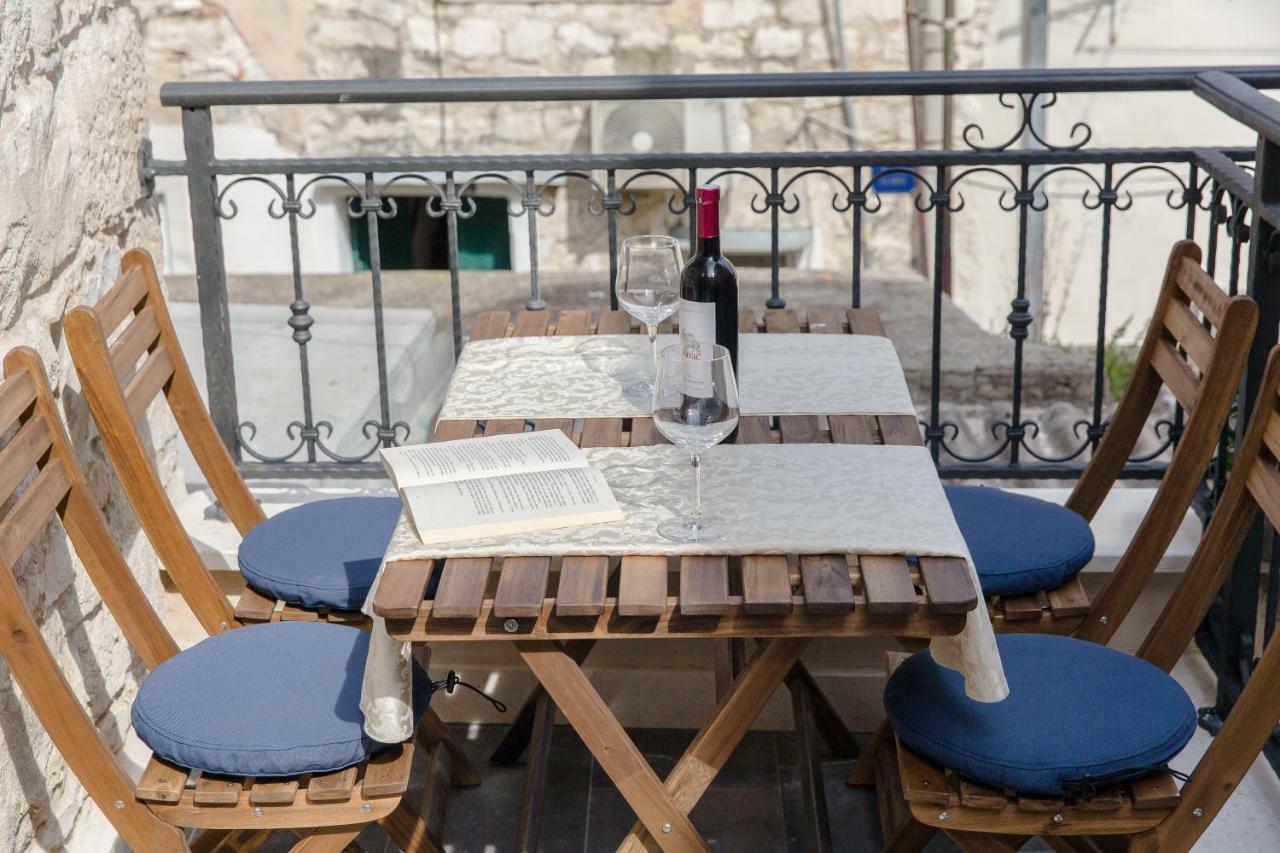 Luxury Apt Petra In 400 Year Old Stone House 4+2 Сплит Экстерьер фото